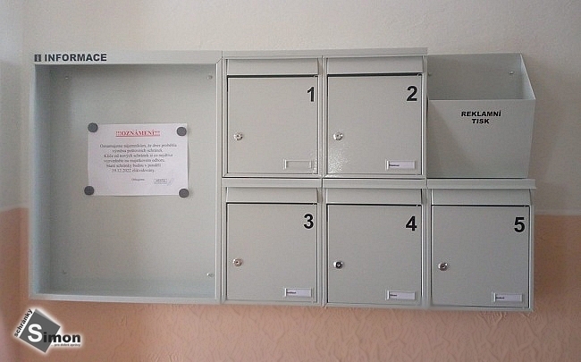 sestava schránek Ideal s nástěnkou Ideal