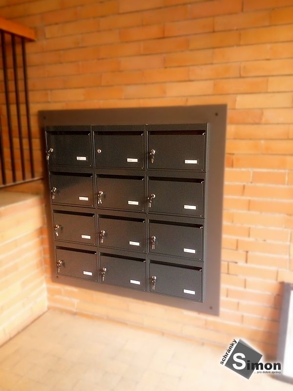 Sestava schránek typu Mini v barvě antracit